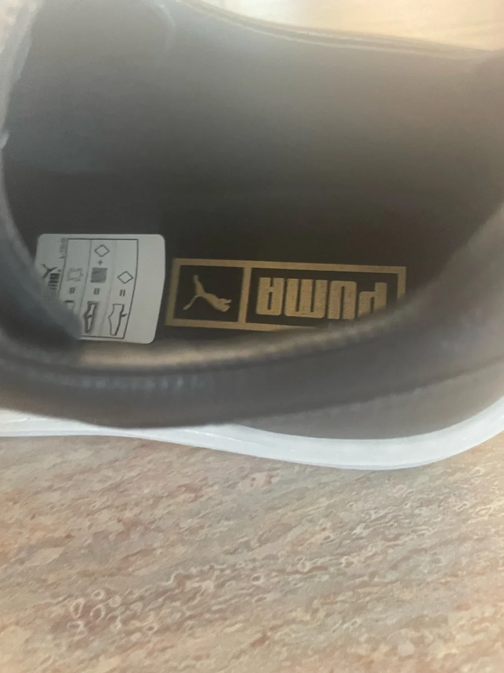 Puma women's Black Basket Platform New Size 7.5